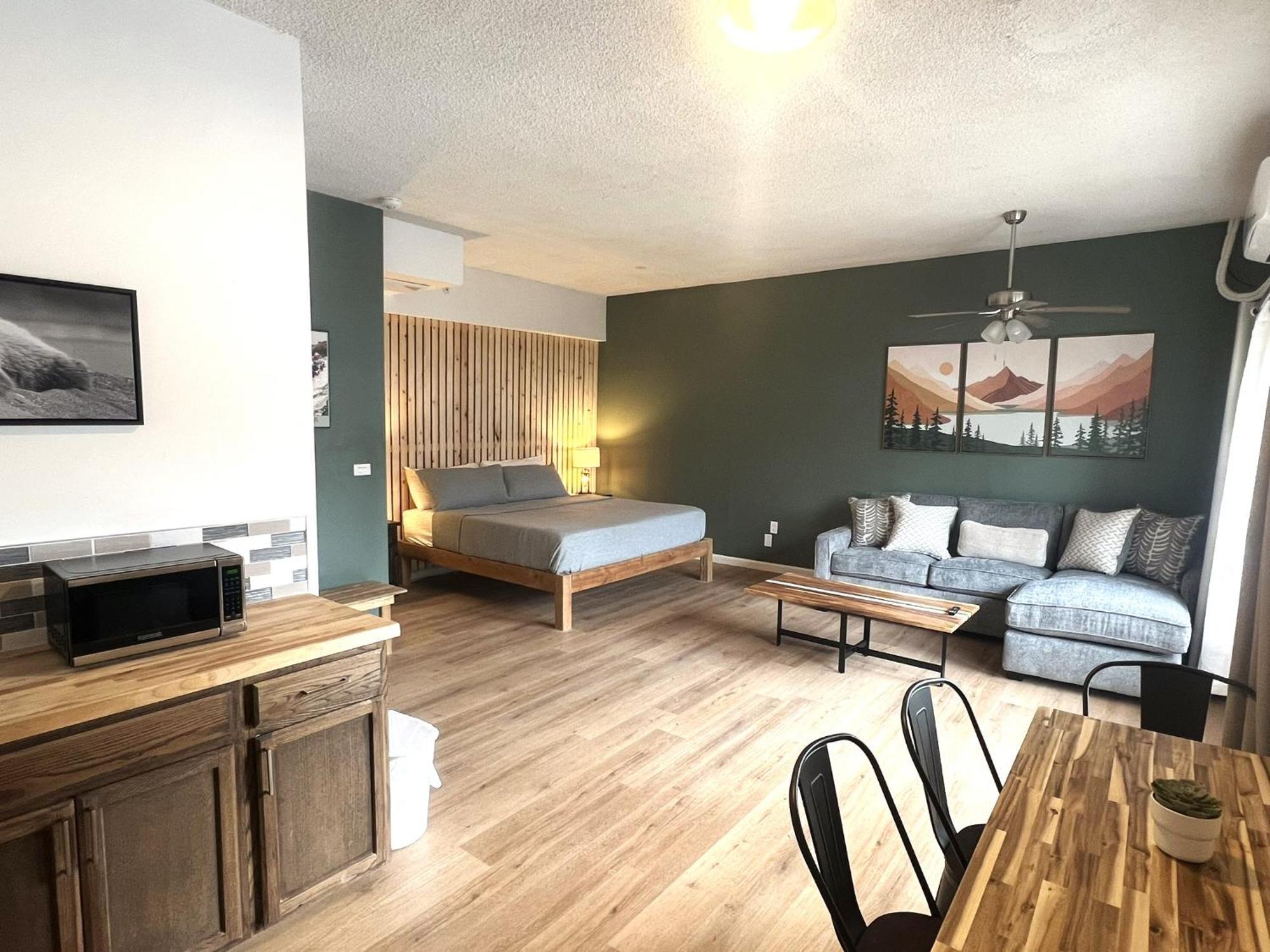 Wofford Village Studios Wofford Heights Dış mekan fotoğraf