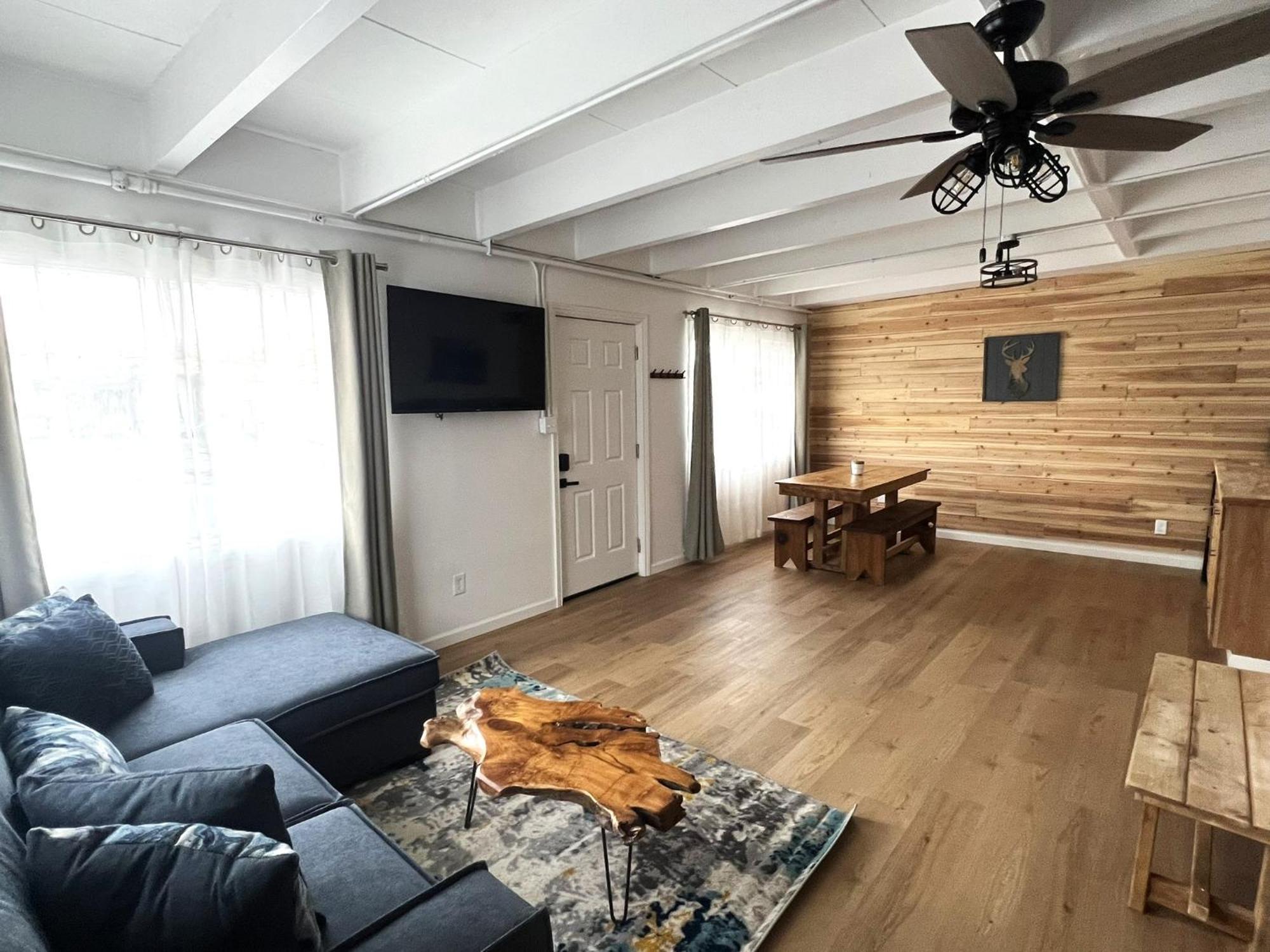 Wofford Village Studios Wofford Heights Dış mekan fotoğraf