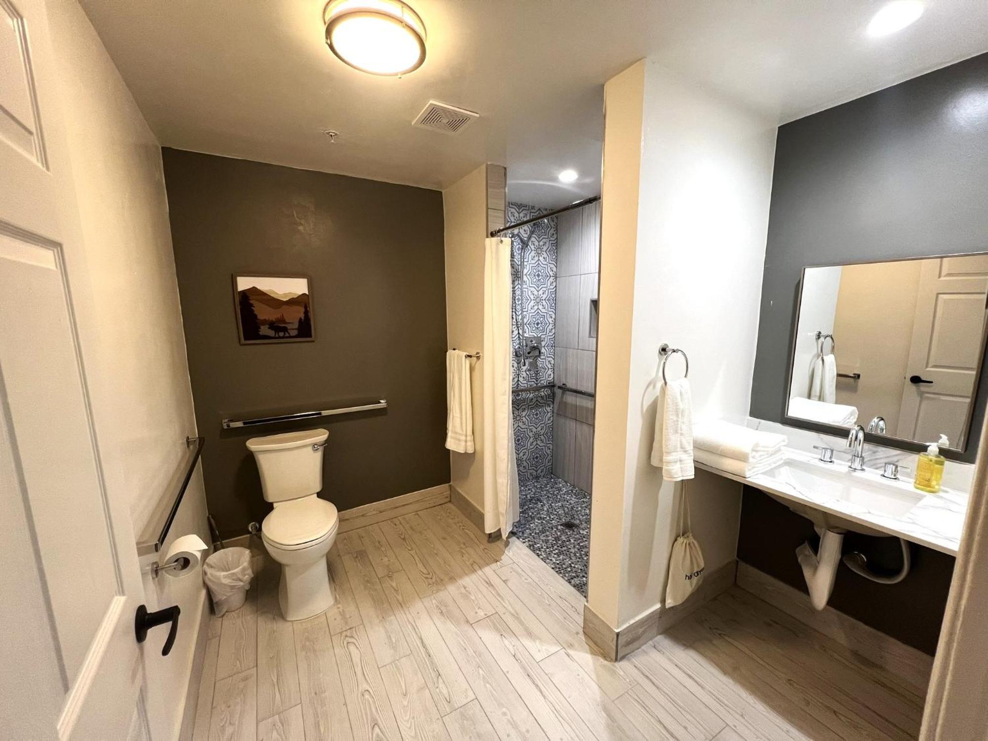 Wofford Village Studios Wofford Heights Dış mekan fotoğraf