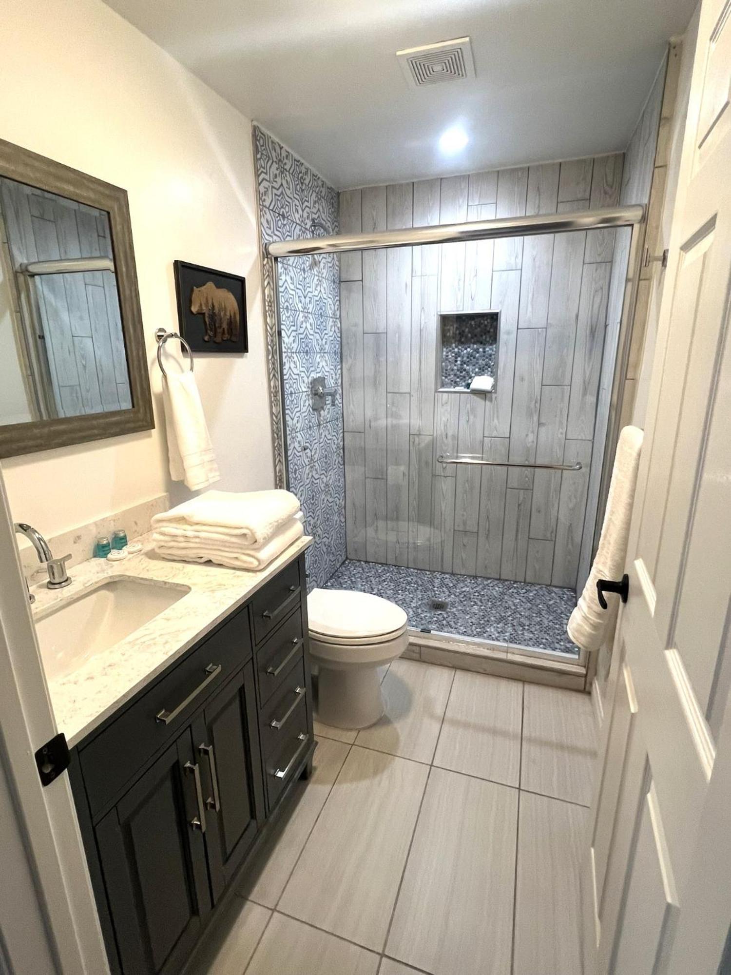 Wofford Village Studios Wofford Heights Dış mekan fotoğraf